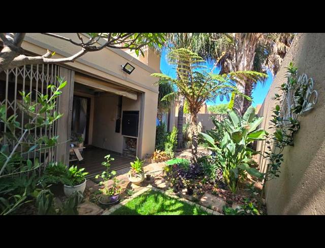 2 BEDROOM TOWNHOUSE FOR SALE IN BARDENE